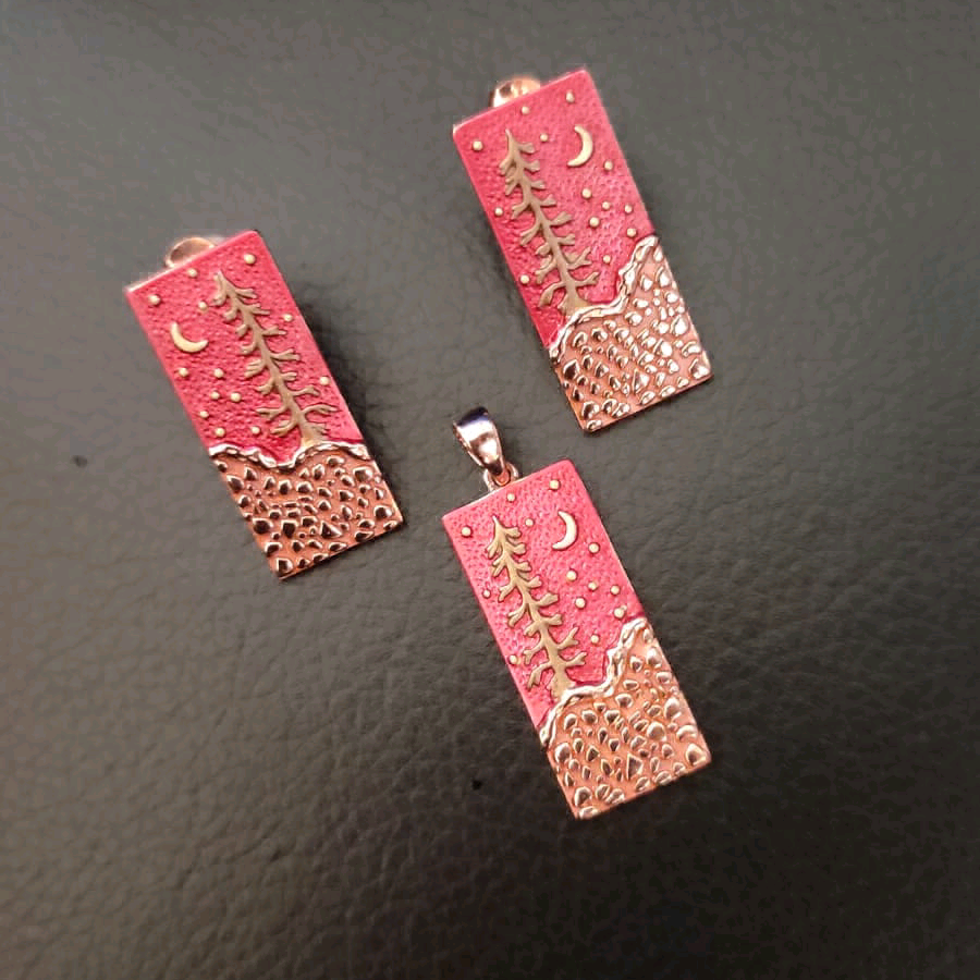 Tree Theme Pink Pendant Set 